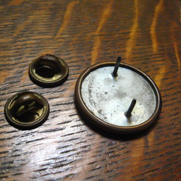 🇺🇸 United States Military U.S. Vintage Uniform Lapel Pin - Picture 3 of 4